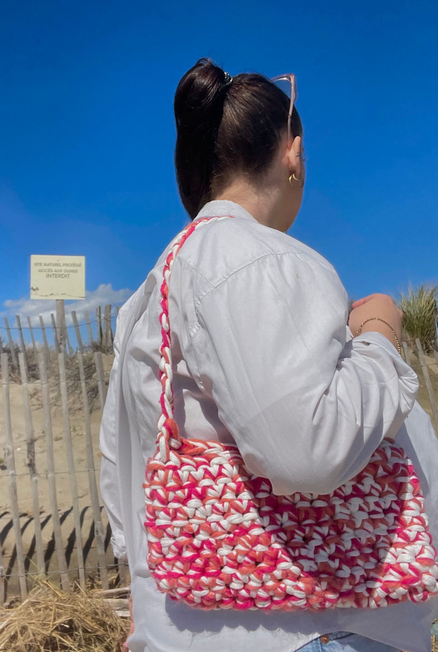 Sac à main crochet t-shirt yarn et laine rose et blanc - Padlockfr