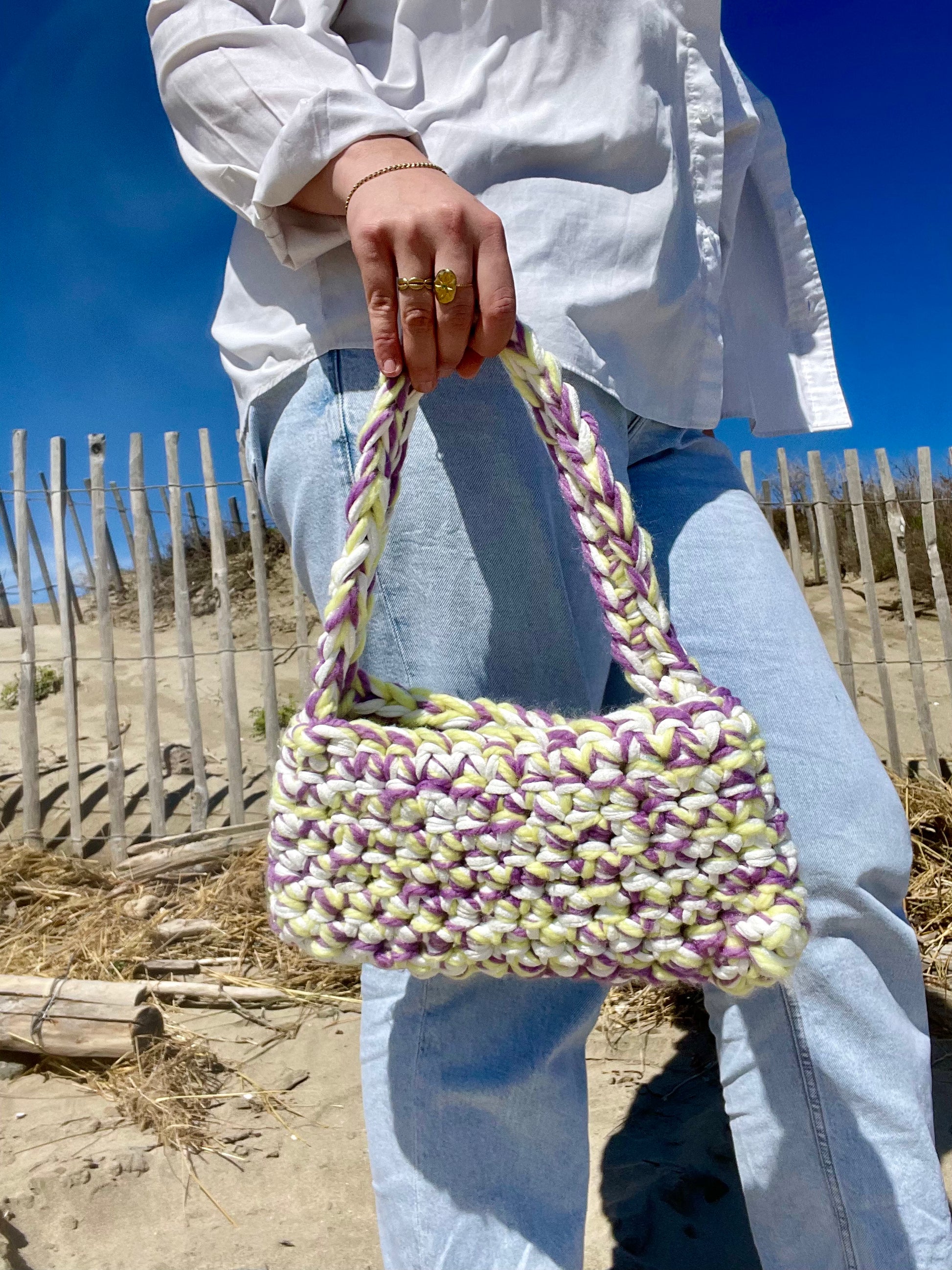 Sac à main crochet t-shirt yarn et laine blanc - violet - jaune - Padlockfr