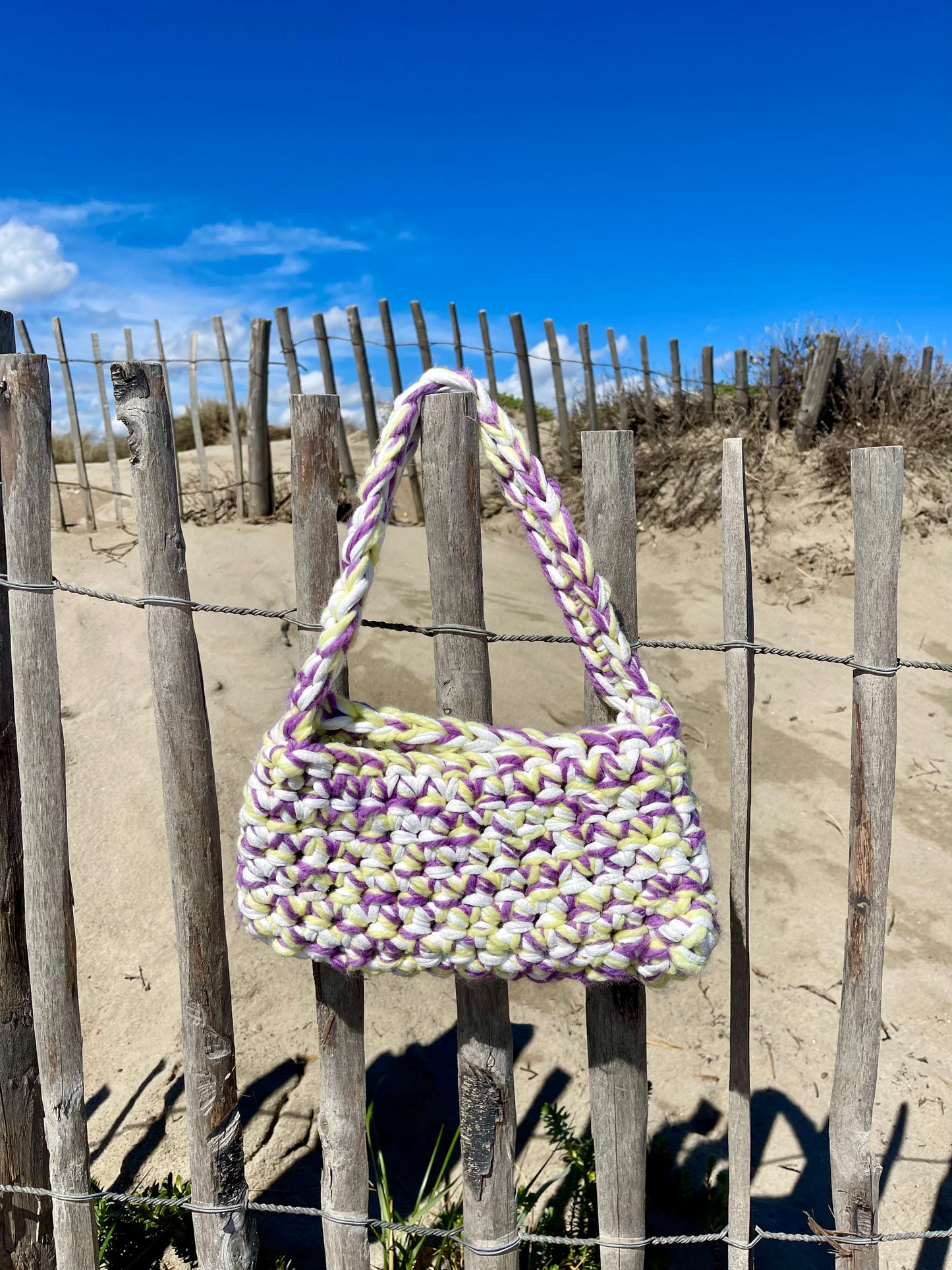 Sac à main crochet t-shirt yarn et laine blanc - violet - jaune - Padlockfr