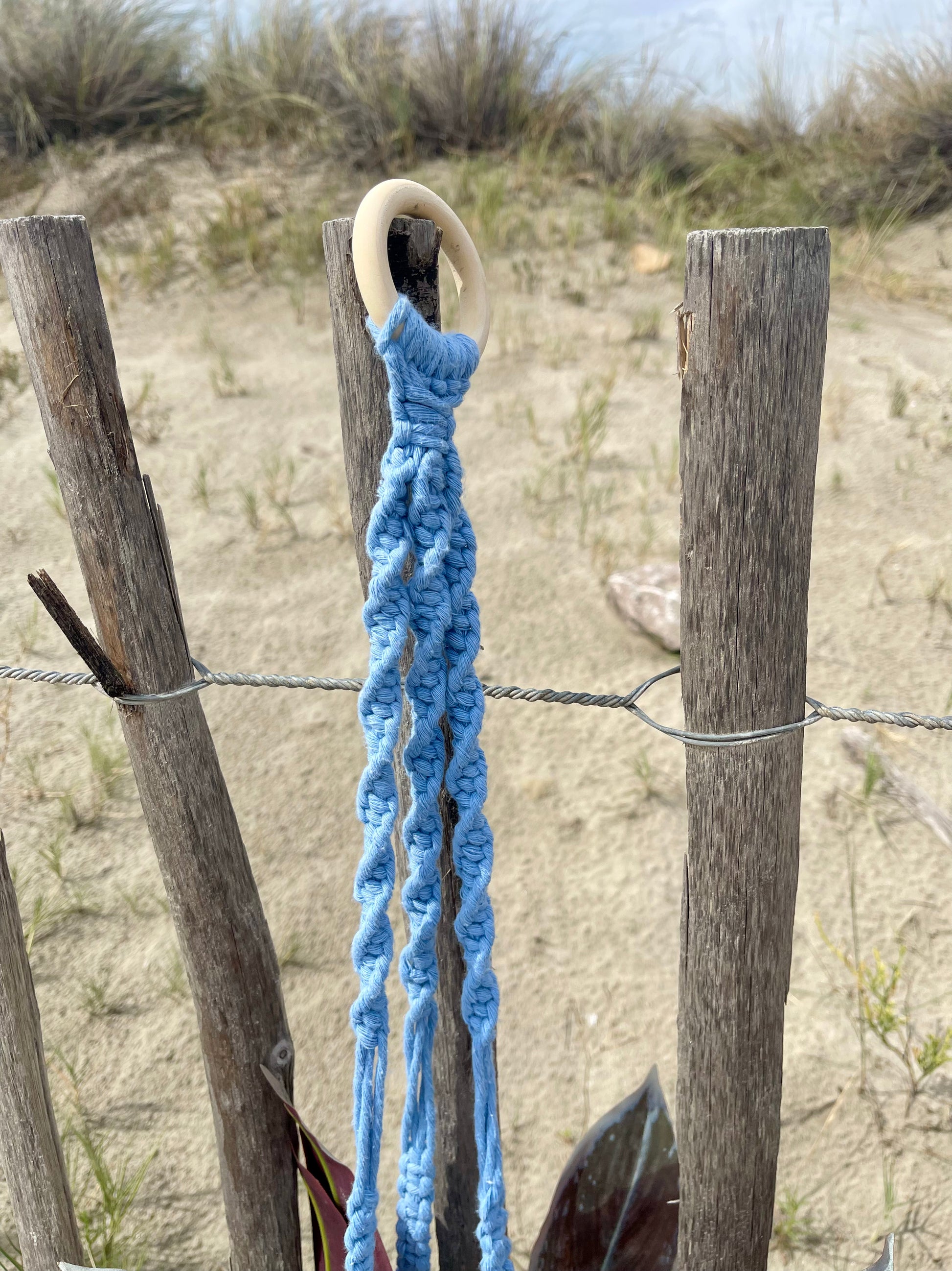 Suspension pour plantes en macramé bleue - Padlockfr