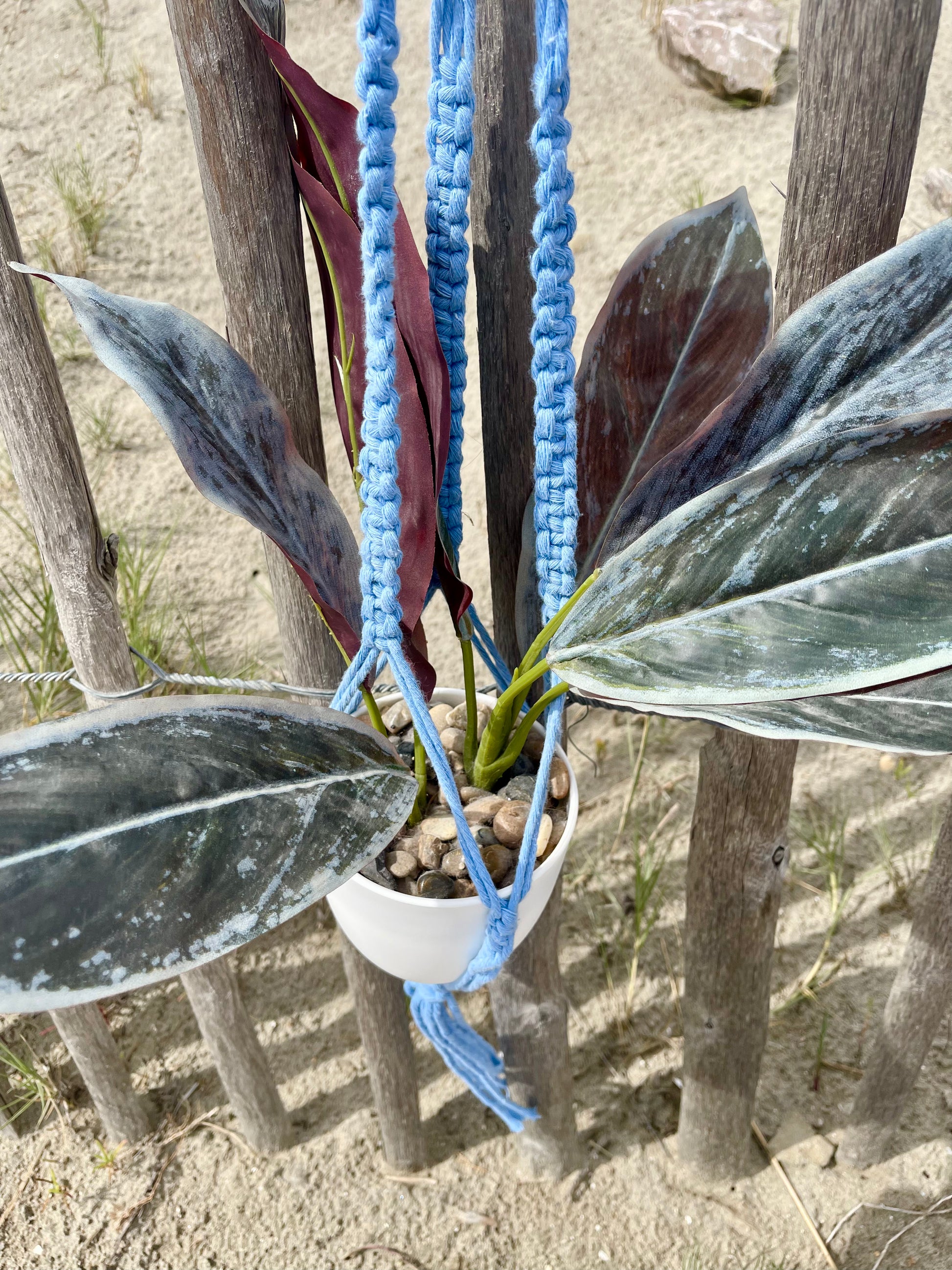 Suspension pour plantes en macramé bleue - Padlockfr